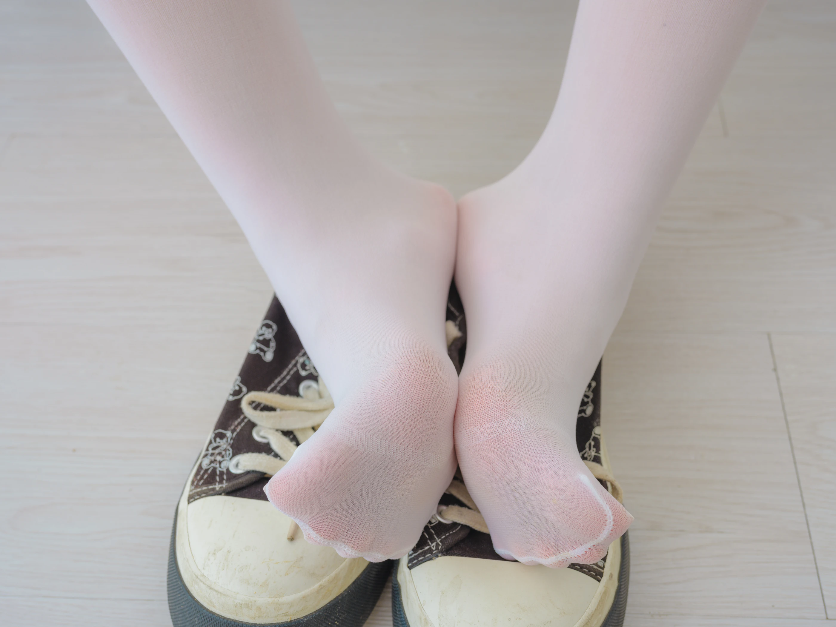 森萝财团 内部 雨云 12E [144P 1V]插图8